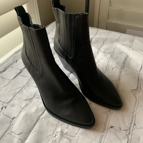 NWOT Treasure & Bond Natalie Wedge Chelsea Bootie - Picture 7 of 8